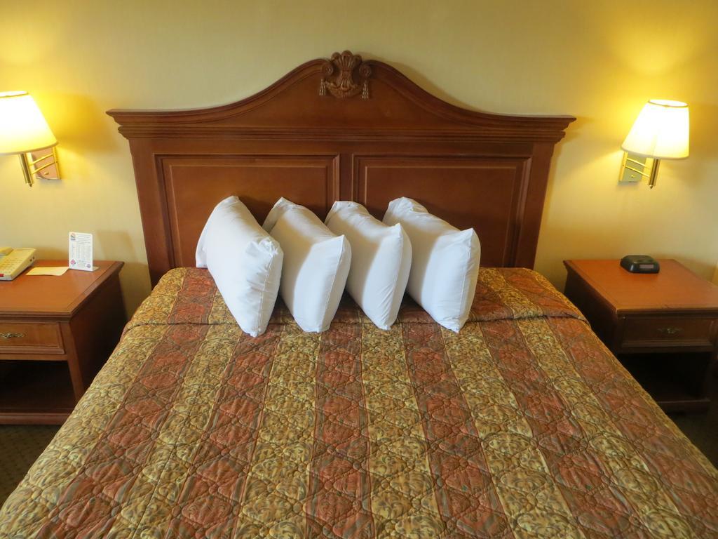 Lodge At The Falls Branson Bagian luar foto