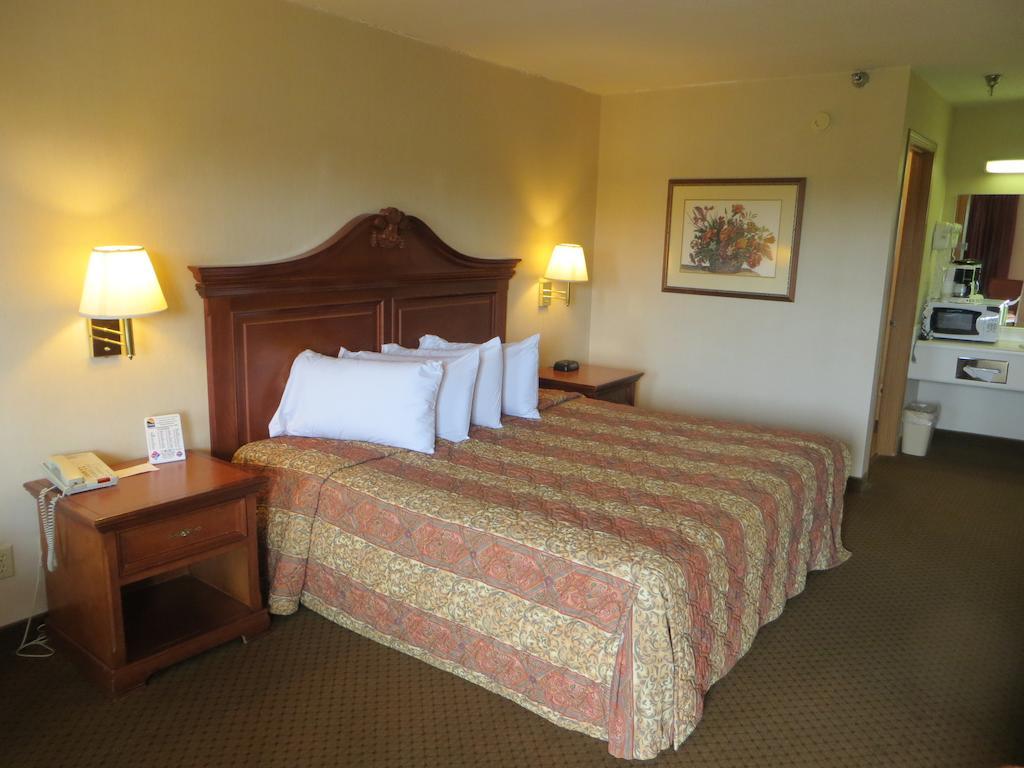 Lodge At The Falls Branson Bagian luar foto